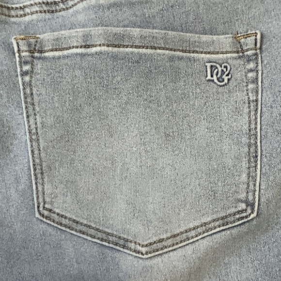 DG2 by Diane Gilman Virtual Stretch Button-Hem Skinny Jean - Basic - Siz… - Picture 10 of 16